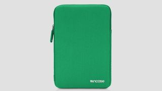 Incase Neoprene Pro Sleeve
