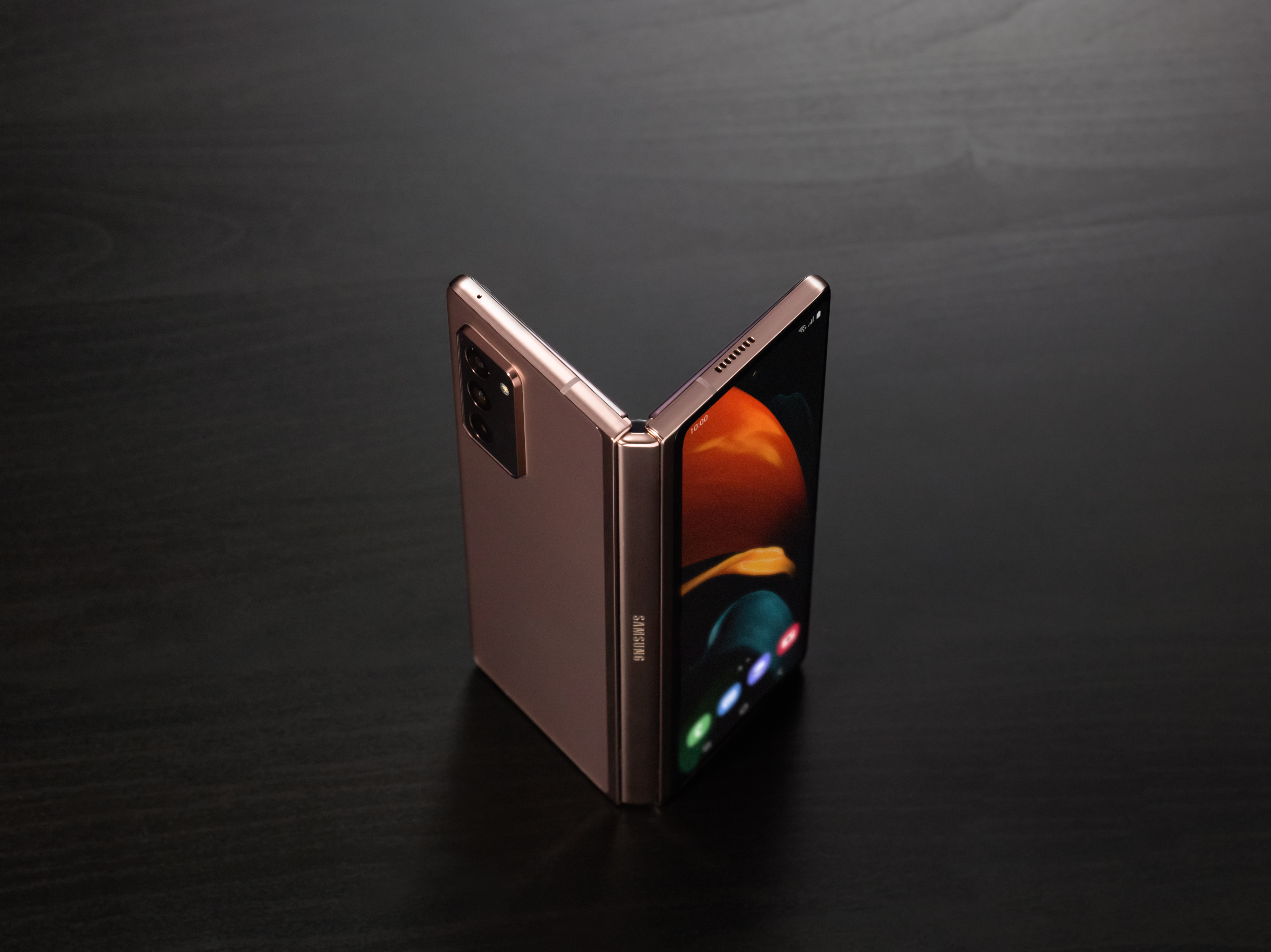 Samsung Galaxy Z Fold 2 Bronze