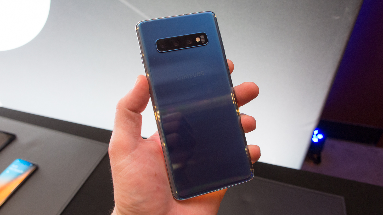 Samsung Galaxy S10 Plus Отзывы