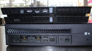 PS4 vs Xbox One rear ports