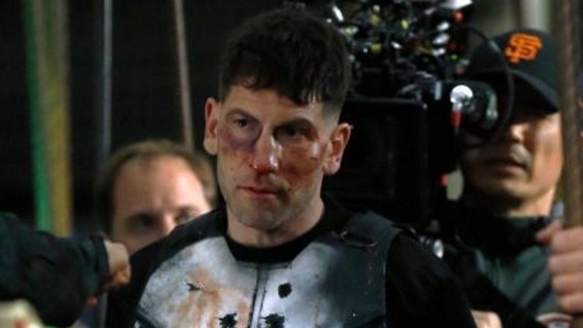 Frank Castle dons his classic skull getup in The Punisher set photos