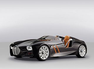 July BMW Hommage