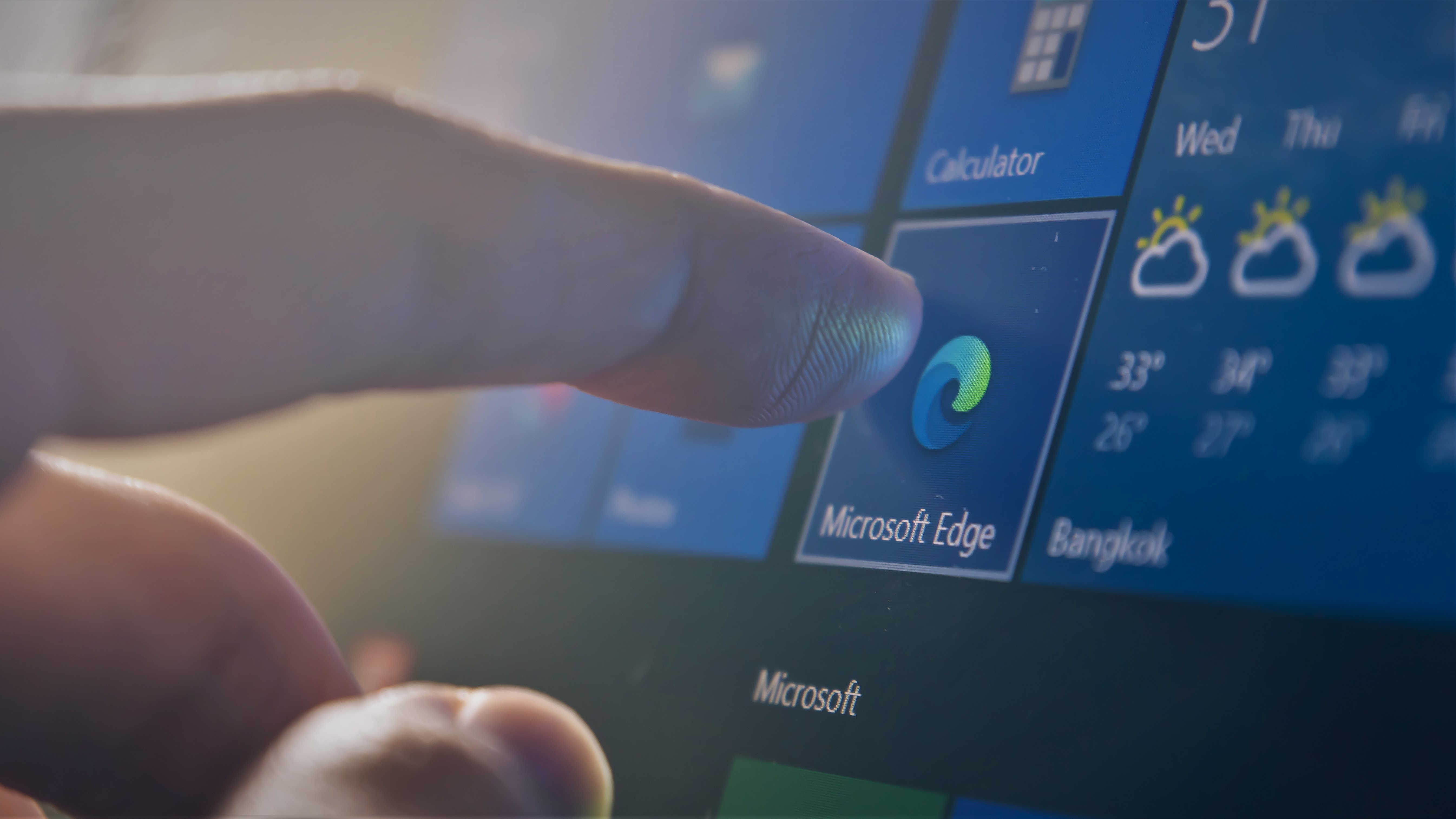 Microsoft одержима тем, чтобы заставить вас использовать Edge, если использовать последнюю тактику