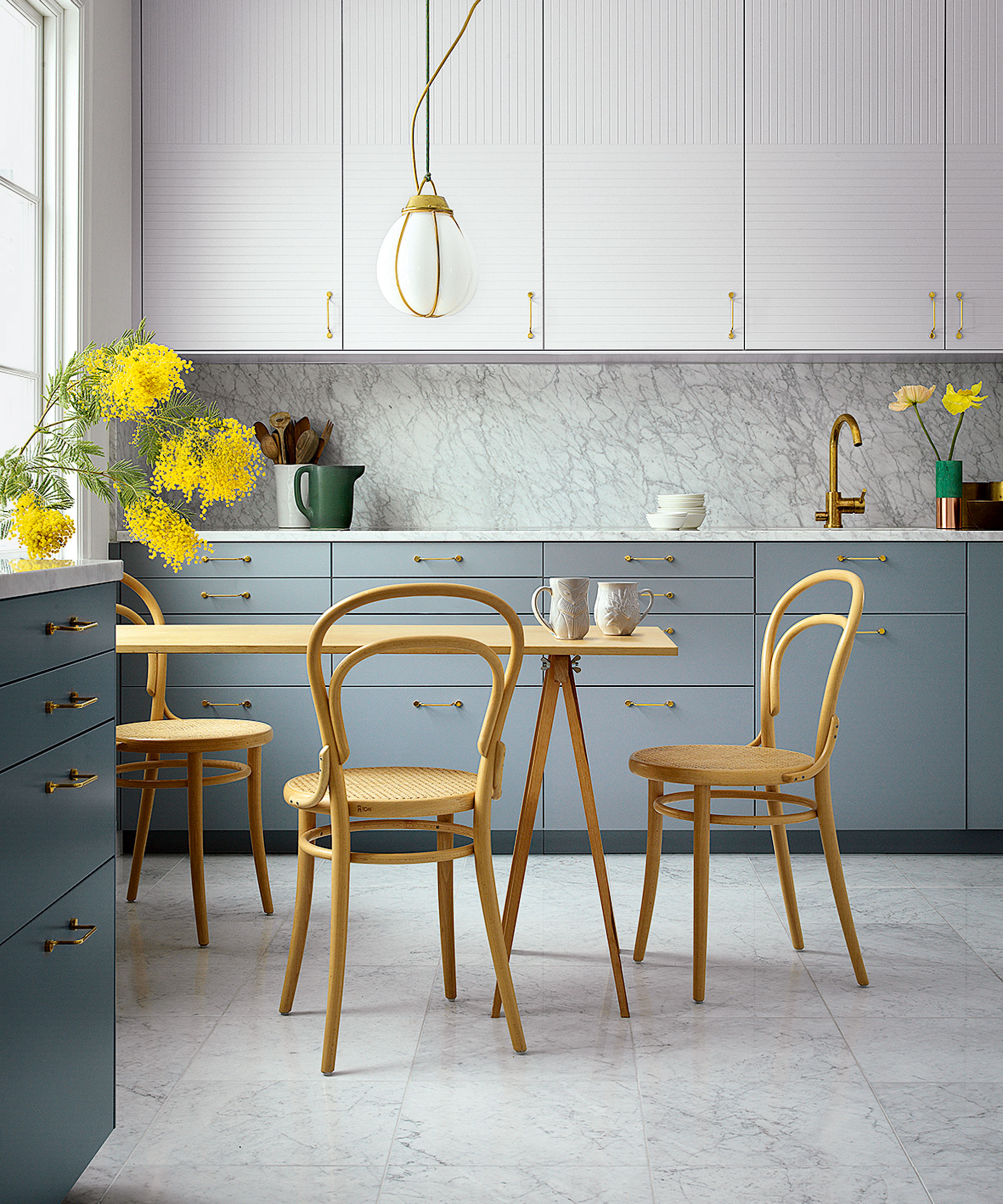 Kitchen Color Trends Interior Designers Say These