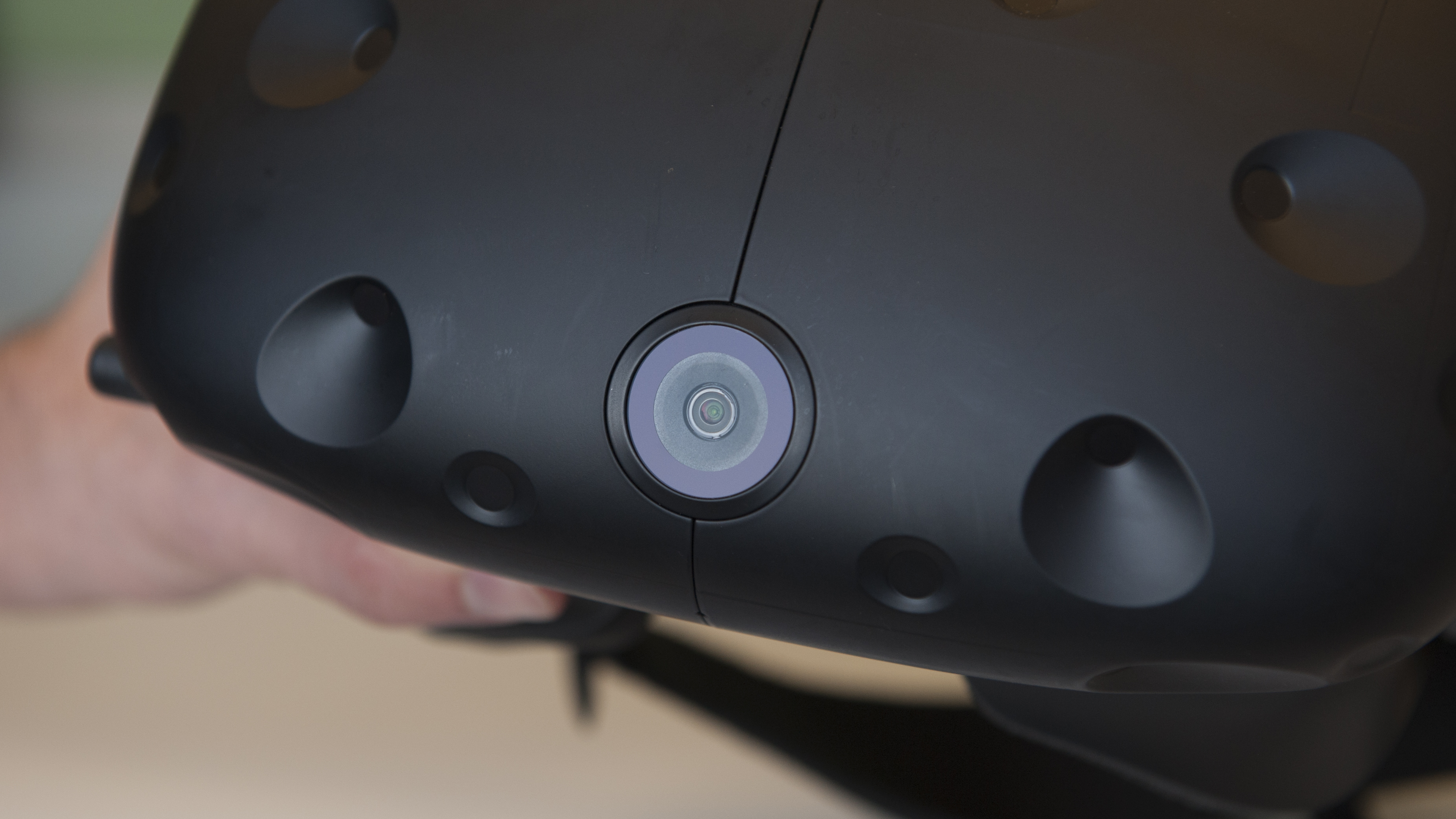 Oculus Rift vs HTC Vive comparison