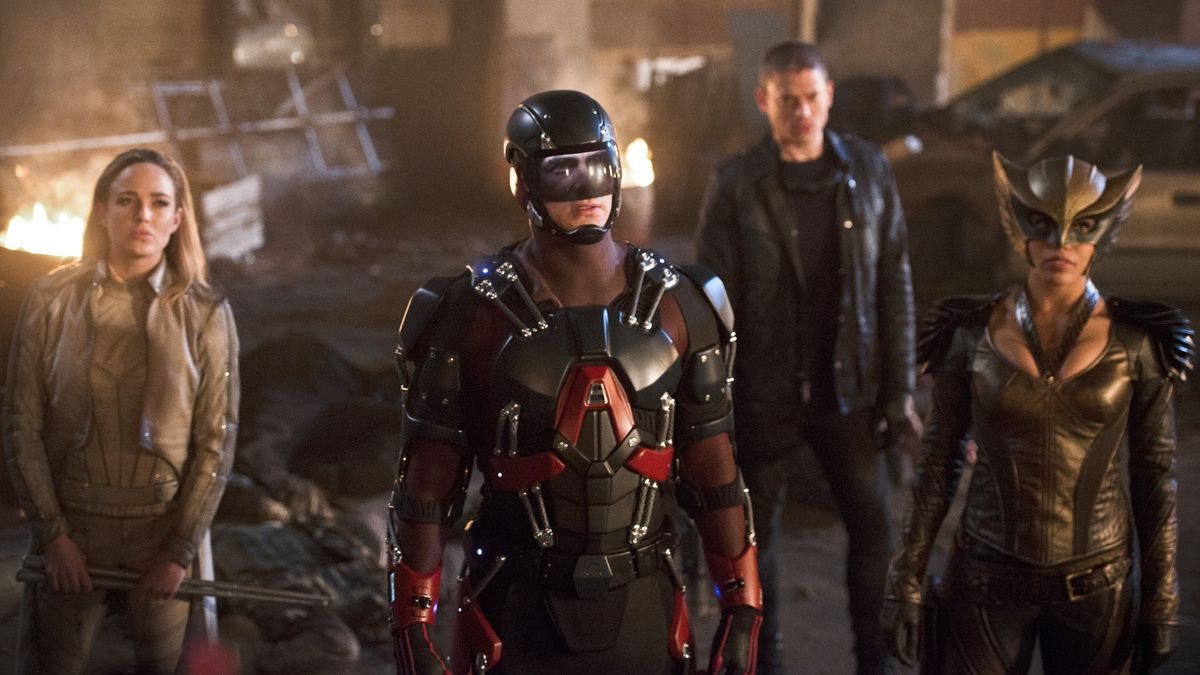 Win Legends of Tomorrow season 1 on Blu-ray