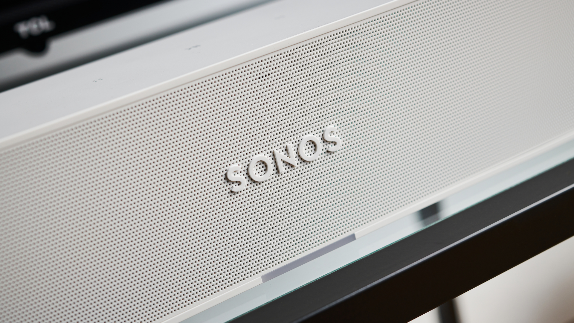 Sonos отправил людям слишком много колонок, чтобы они испортились, а затем попросил их вернуть