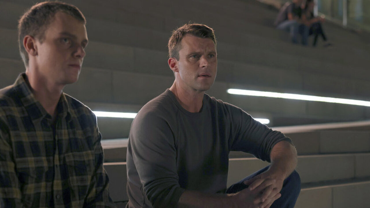 Chicago Fire Is Setting Casey Up To Make A Big Decision, But What Will He Choose?