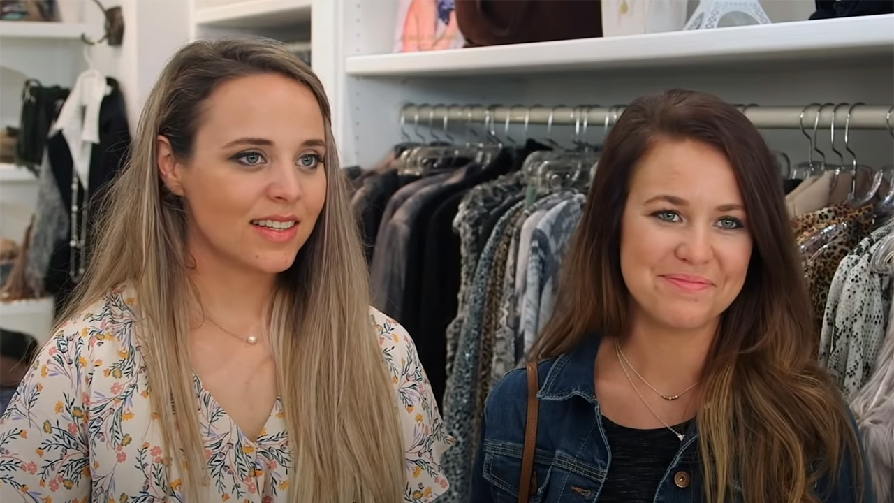 Duggar Daughters May Wear Shorts Now, But New Court Report Indicates Jim Bob And Michelle Aren't So Happy About It