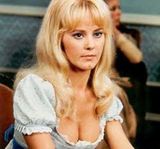 Yuette Stensgaard