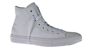 1 Converse Chuck Taylor 2 Hi tops