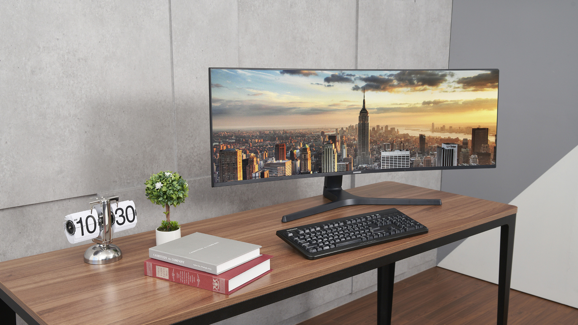 Samsung S 34 Inch Ultra Wide Curved Monitor Boasts Thunderbolt 3