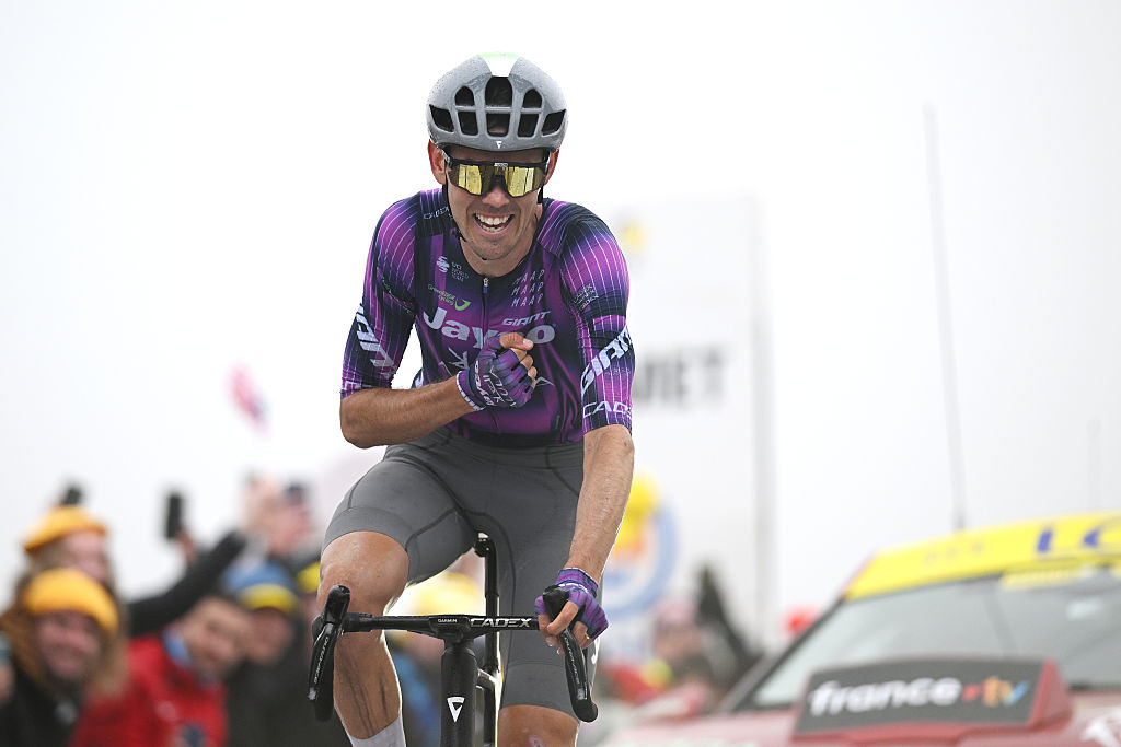 COURCHEVEL - COL DE LA LOZE, FRANCE - JULY 24: Ben O&#039;Connor of Australia and Team Jayco AlUla celebrates at finish line as stage winner during the 112th Tour de France 2025, Stage 18 a 171.5km stage from Vif to Courchevel - Col de la Loze 2298m / #UCIWT / on July 24, 2025 in Courchevel - Col de la Loze, France. (Photo by Dario Belingheri/Getty Images)