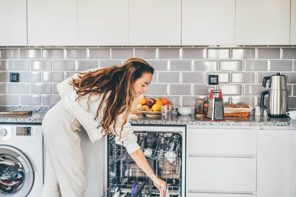 Dishwashing Tips And Hacks That Ll Make The Process Easier Real Homes