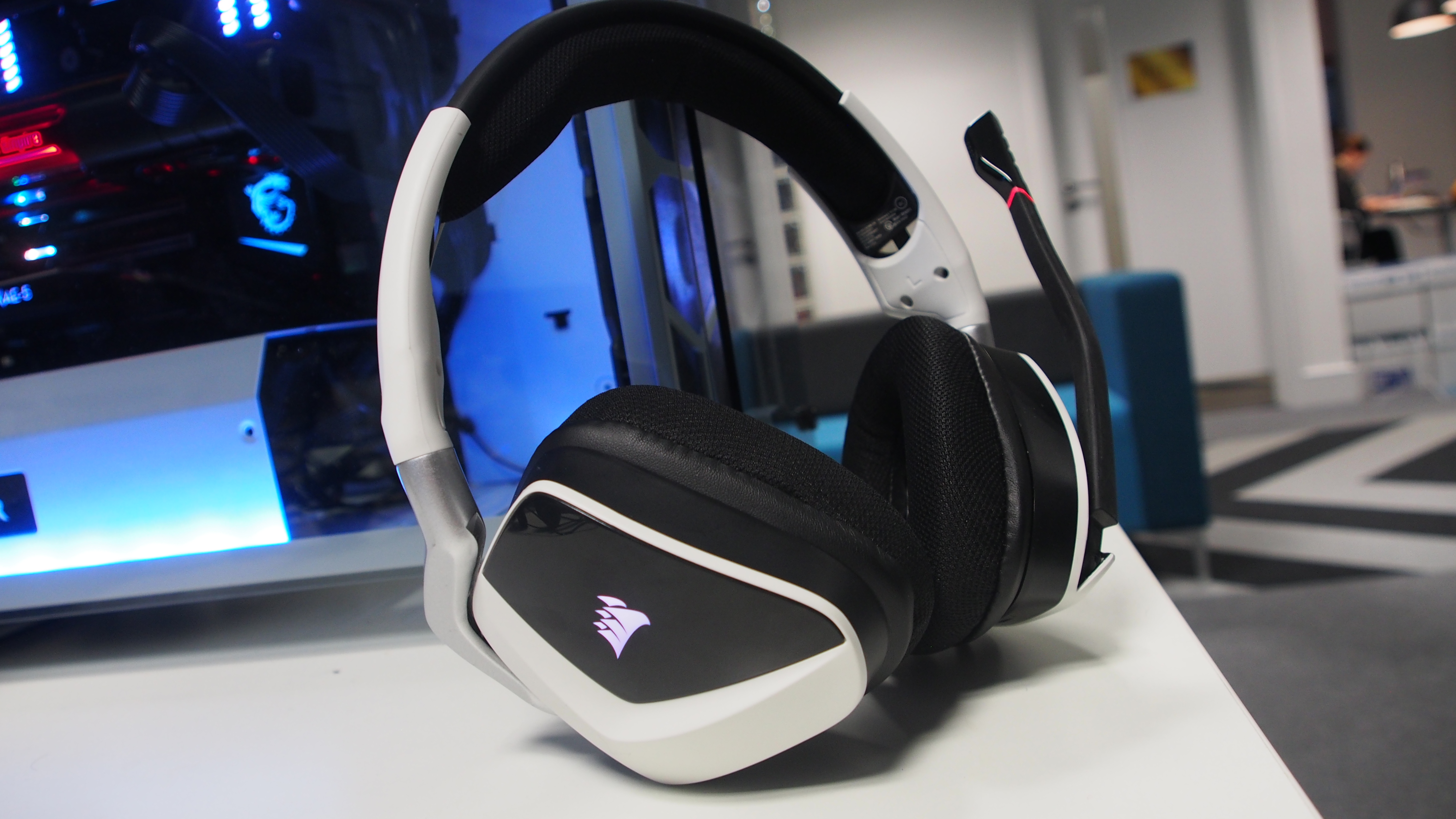 Cozy Pc Gaming Best Gaming Headset with Futuristic Setup