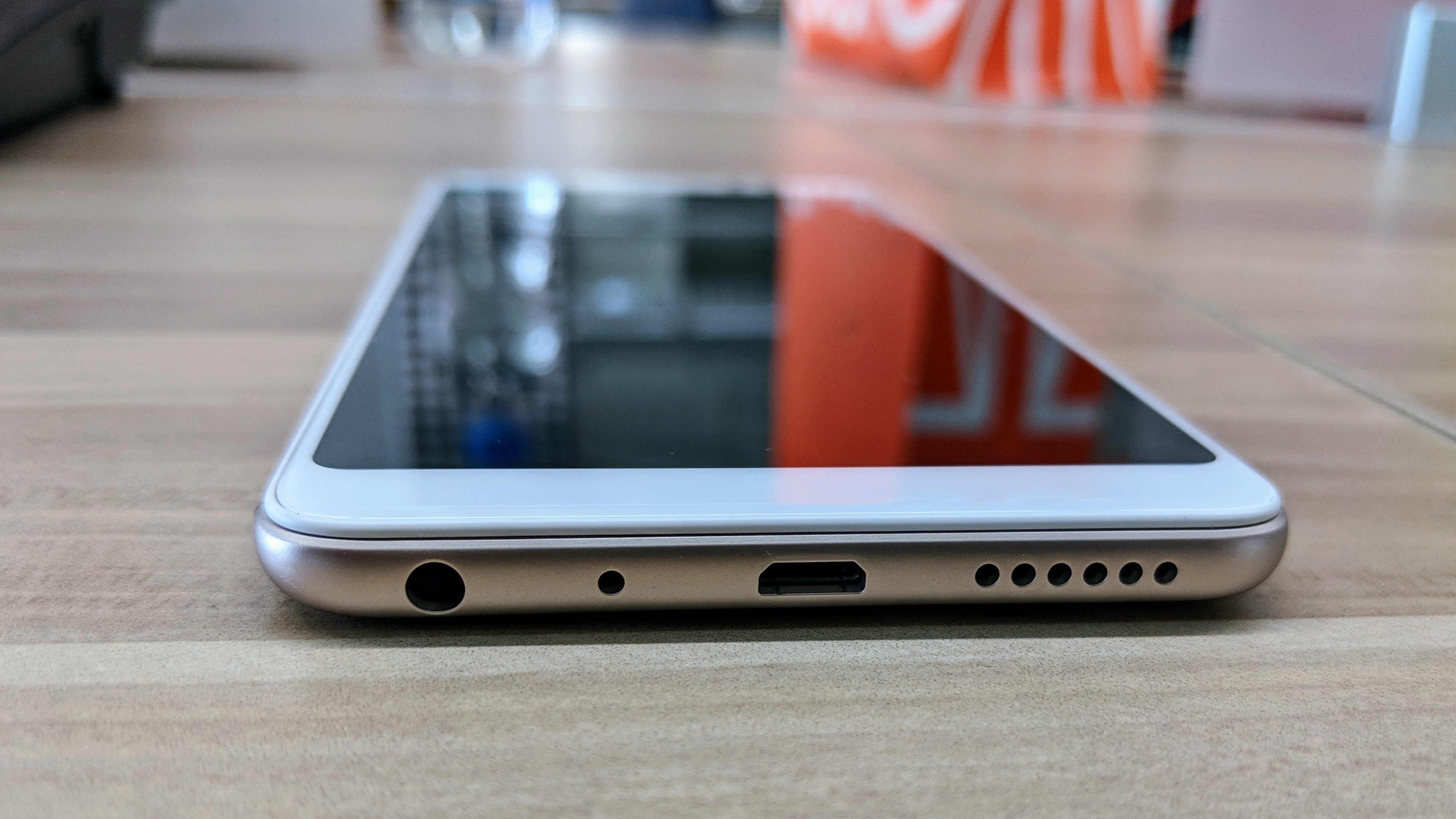 Xiaomi Redmi 5 Pro фото