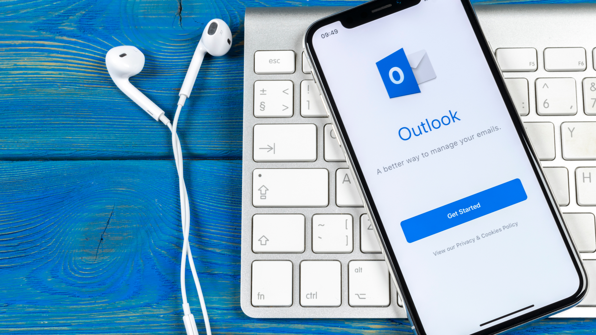 Microsoft Teams запускает функцию чата в Outlook