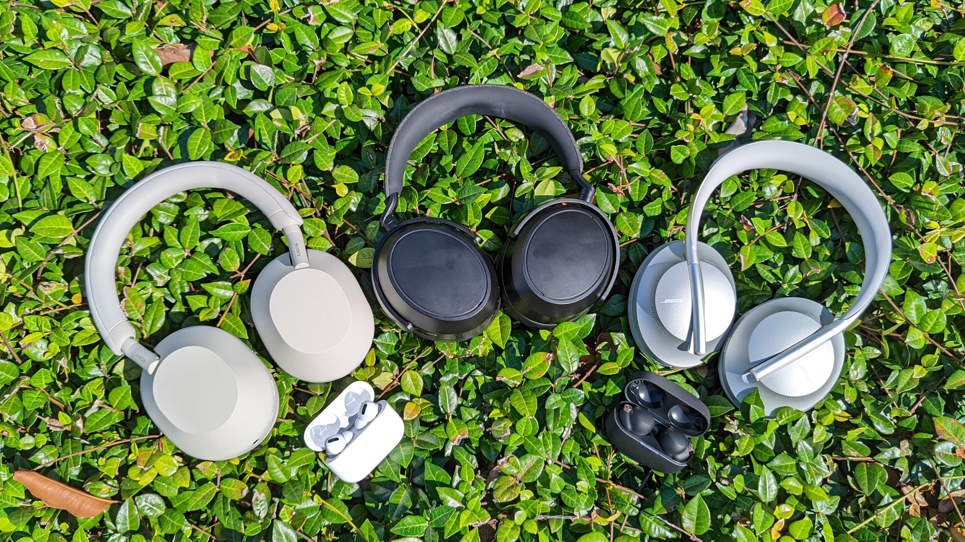 Best noise-cancelling headphones in 2022