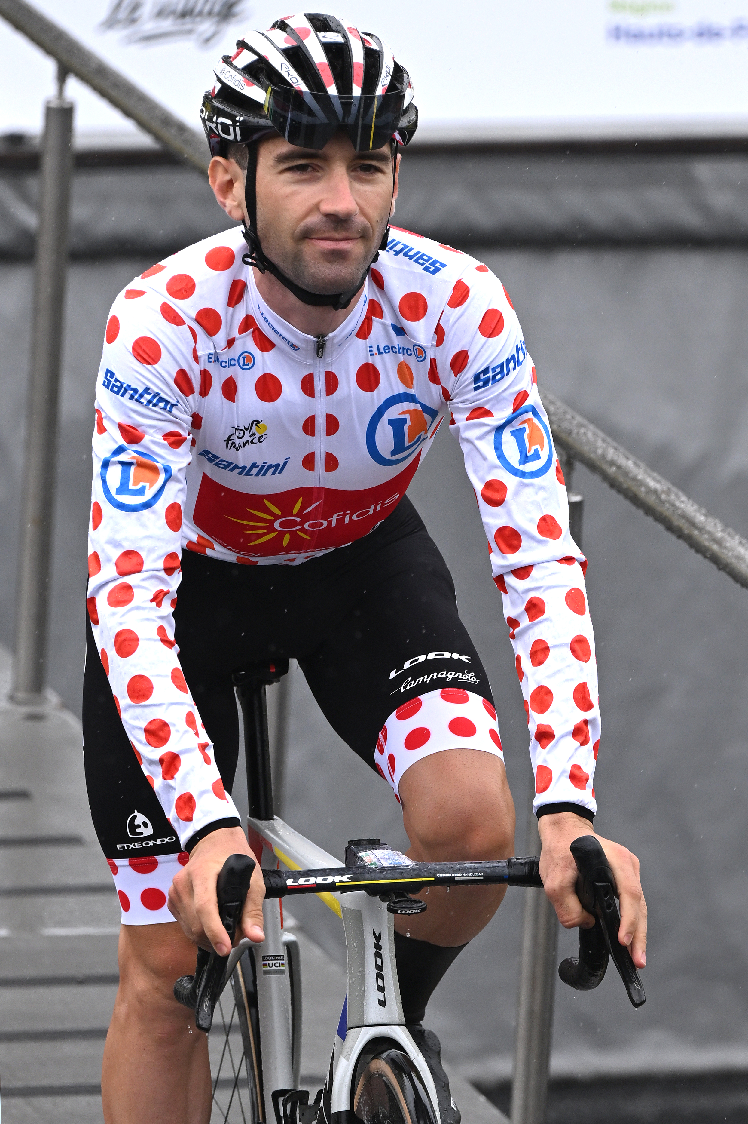 Bejamin Thomas in the polka dot jersey