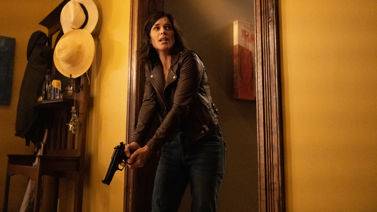 Scream Reviews Are Up, See What Critics Are Saying About Neve Campbell’s Latest Turn Against Ghostface