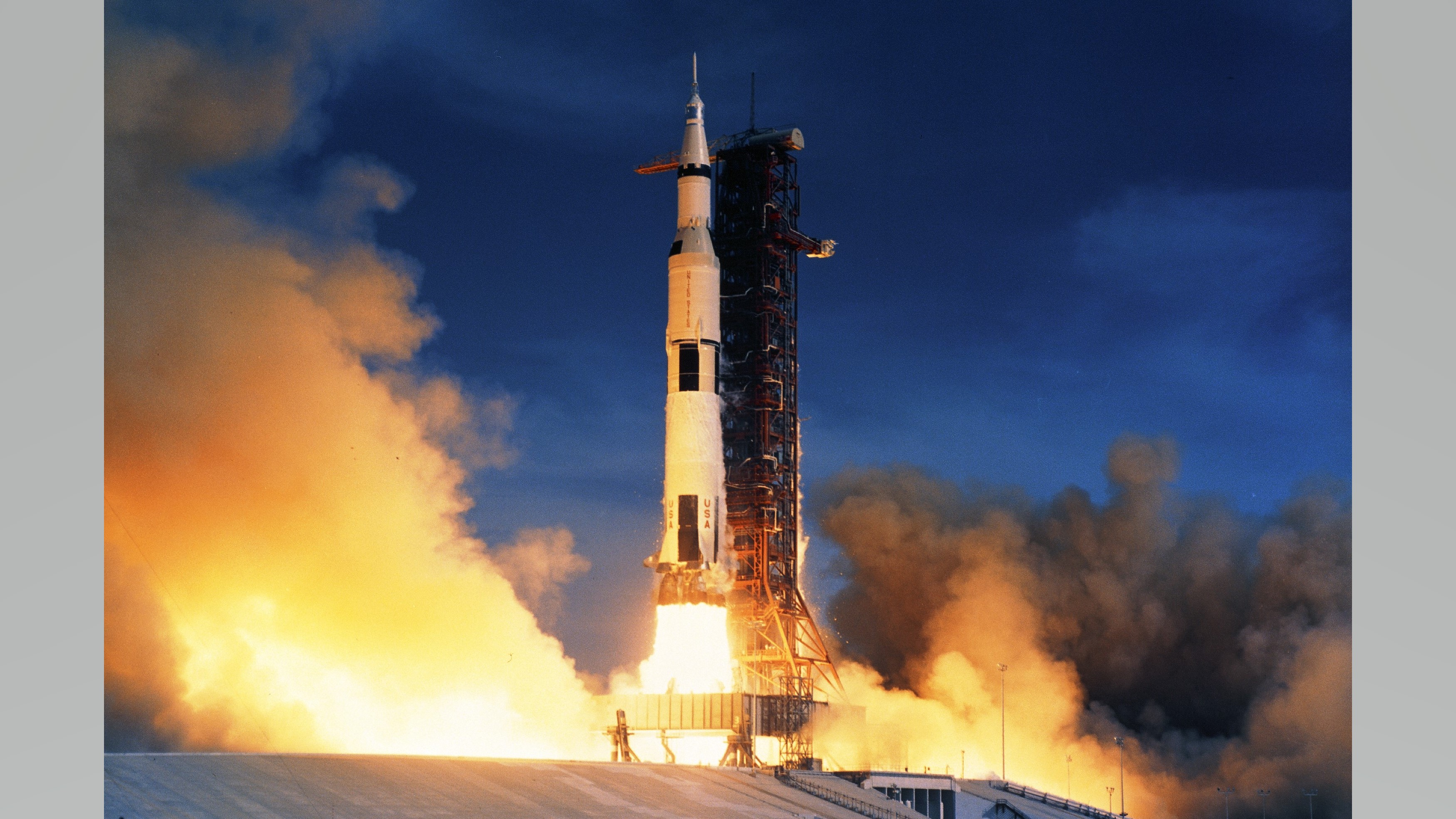 No, NASA's massive Saturn V rocket didn't melt concrete with sound or set fires a mile away
