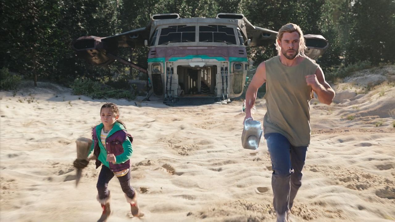 Chris Hemsworth Explains Why He Doesnt Want His Daughter To Go Into