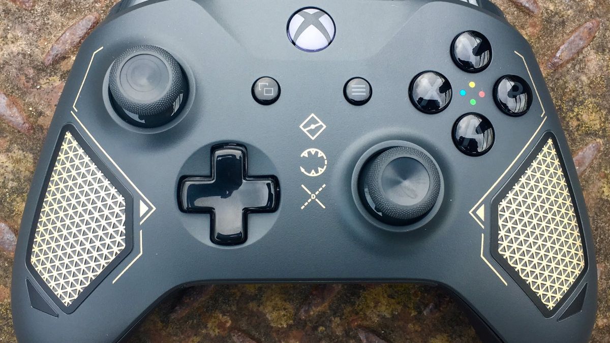 Check out this new Xbox One controller with frickin' laser-cut gold