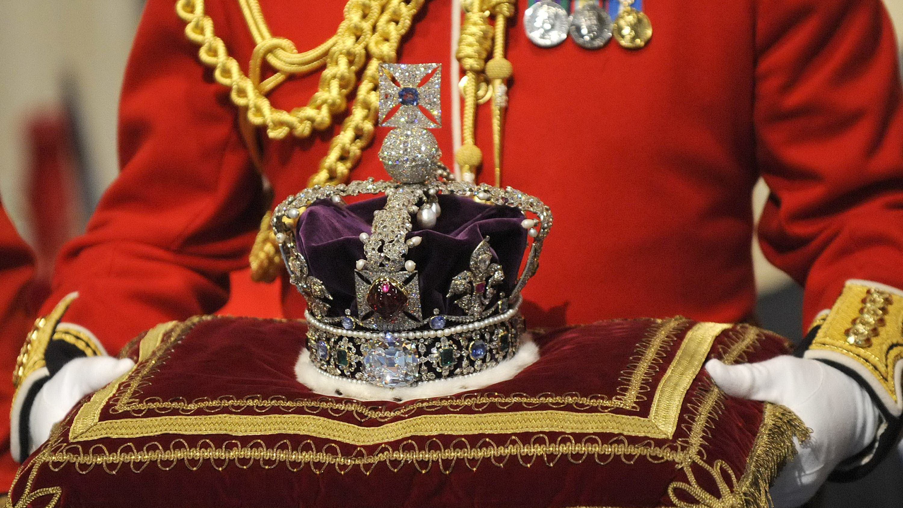  This is why a crown has gone missing from the Crown Jewels 