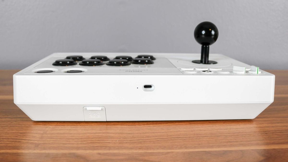 8BitDo Arcade Stick For Xbox Review Finally A Wireless Fight Stick