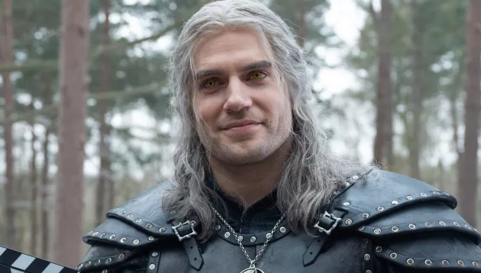  Why Henry Cavill likes 'crying all day on set' of The Witcher 