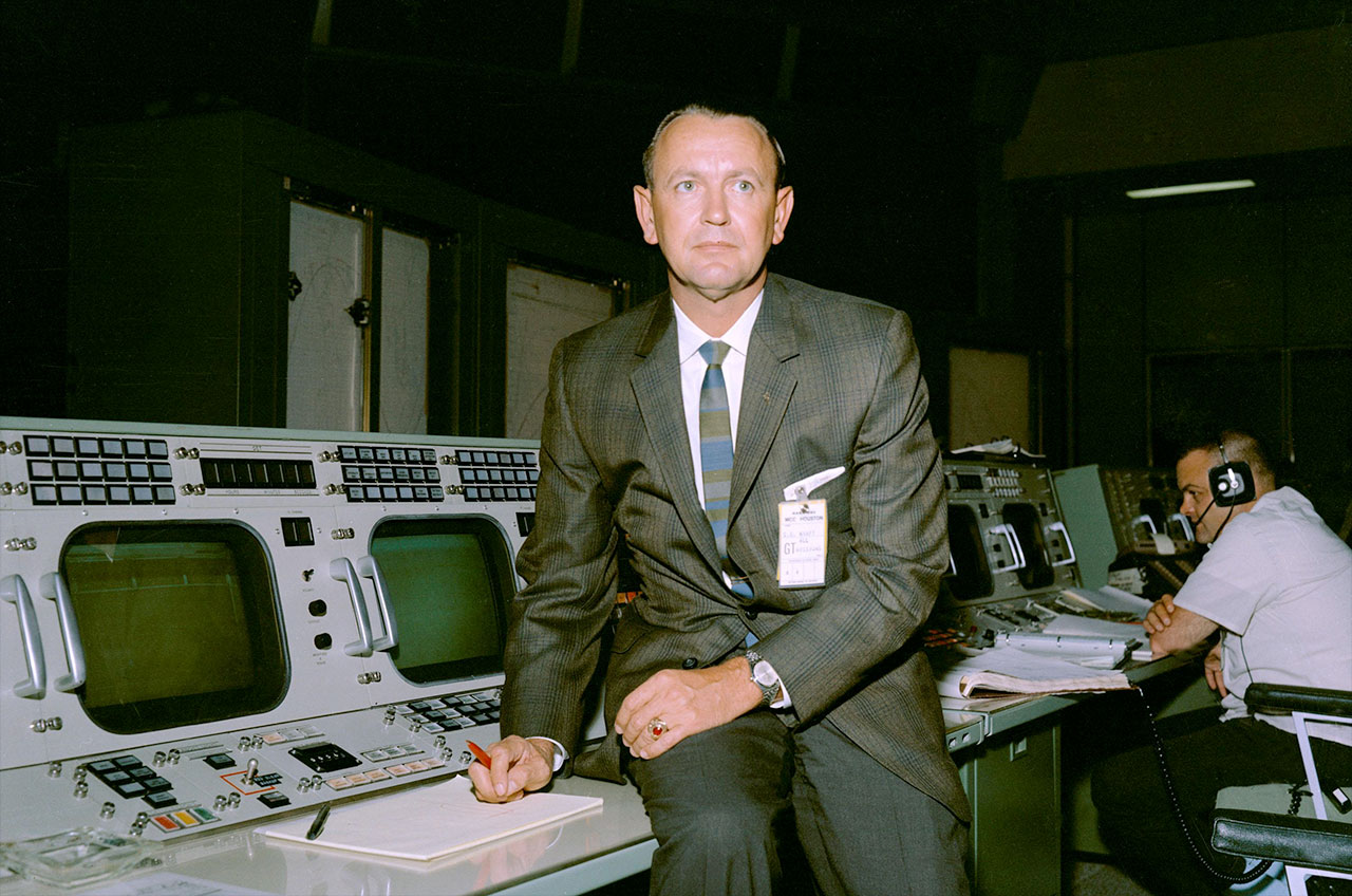 Chris Kraft, NASA's First Flight Director and Father of Mission Control, Dies at 95