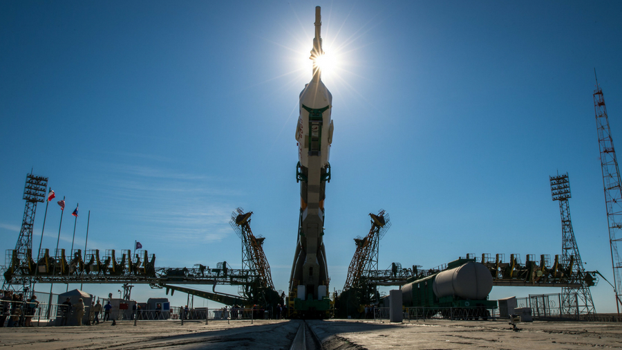 Image of a Soyuz rocket on the launch pad