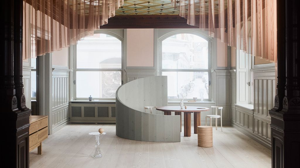 Step inside the Aarhus showroom of Dinesen and Garde Hvalsøe Wallpaper