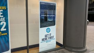 Samsung Galaxy S8 shows up in shop window ahead of official launch