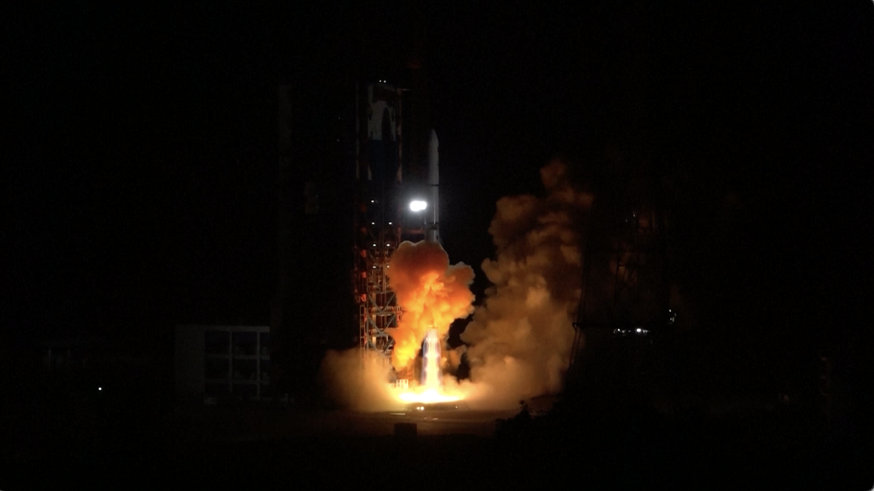 China launches 3 more spy satellites to orbit (video)