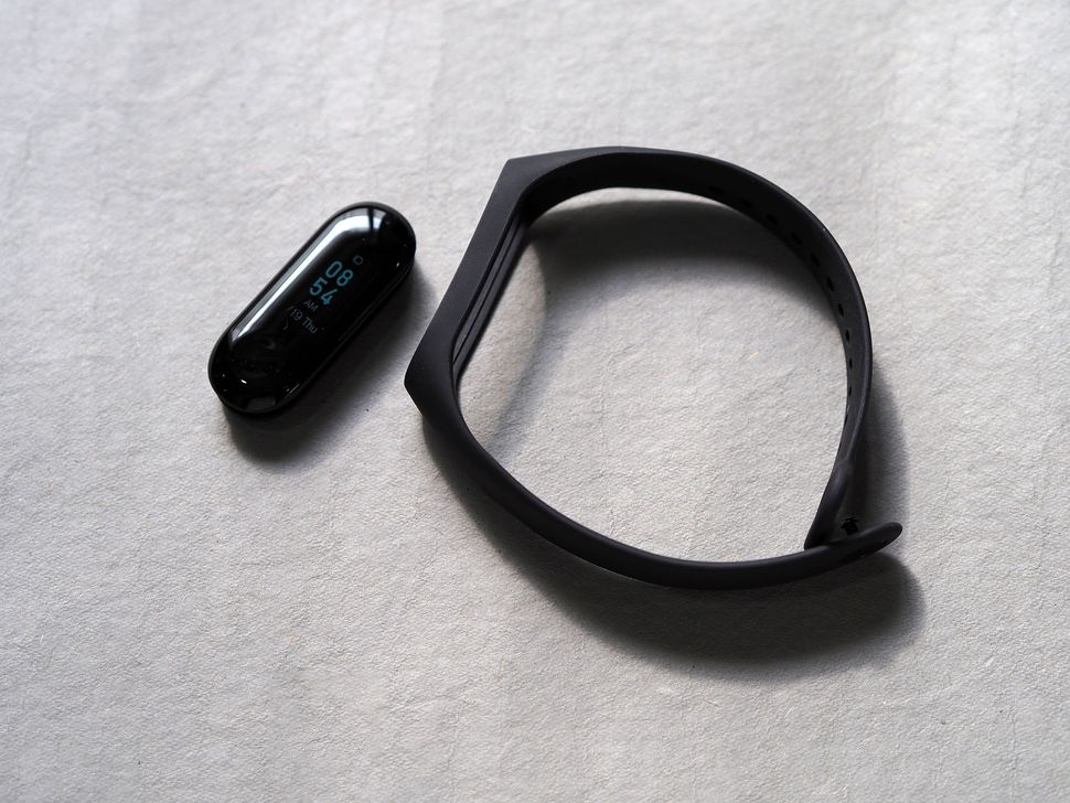 Xiaomi Mi Band Review The Best Fitness Tracker For Under