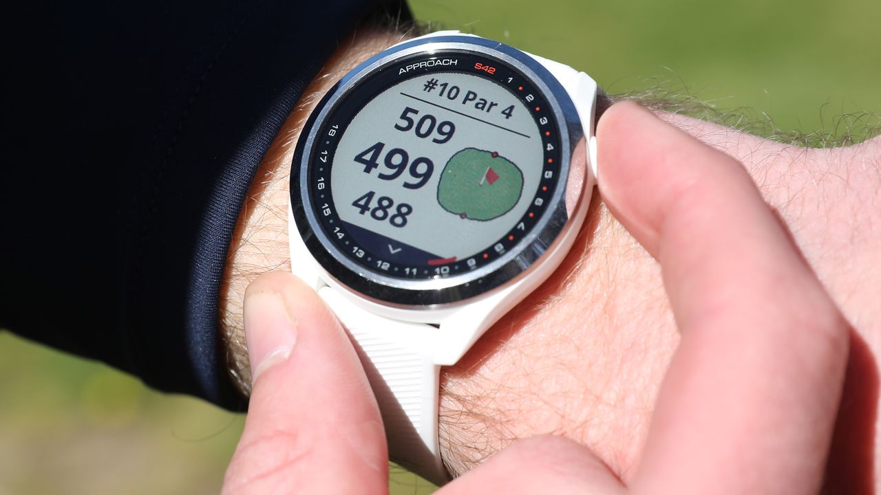 Garmin Approach S Gps Watch Review Golf Monthly