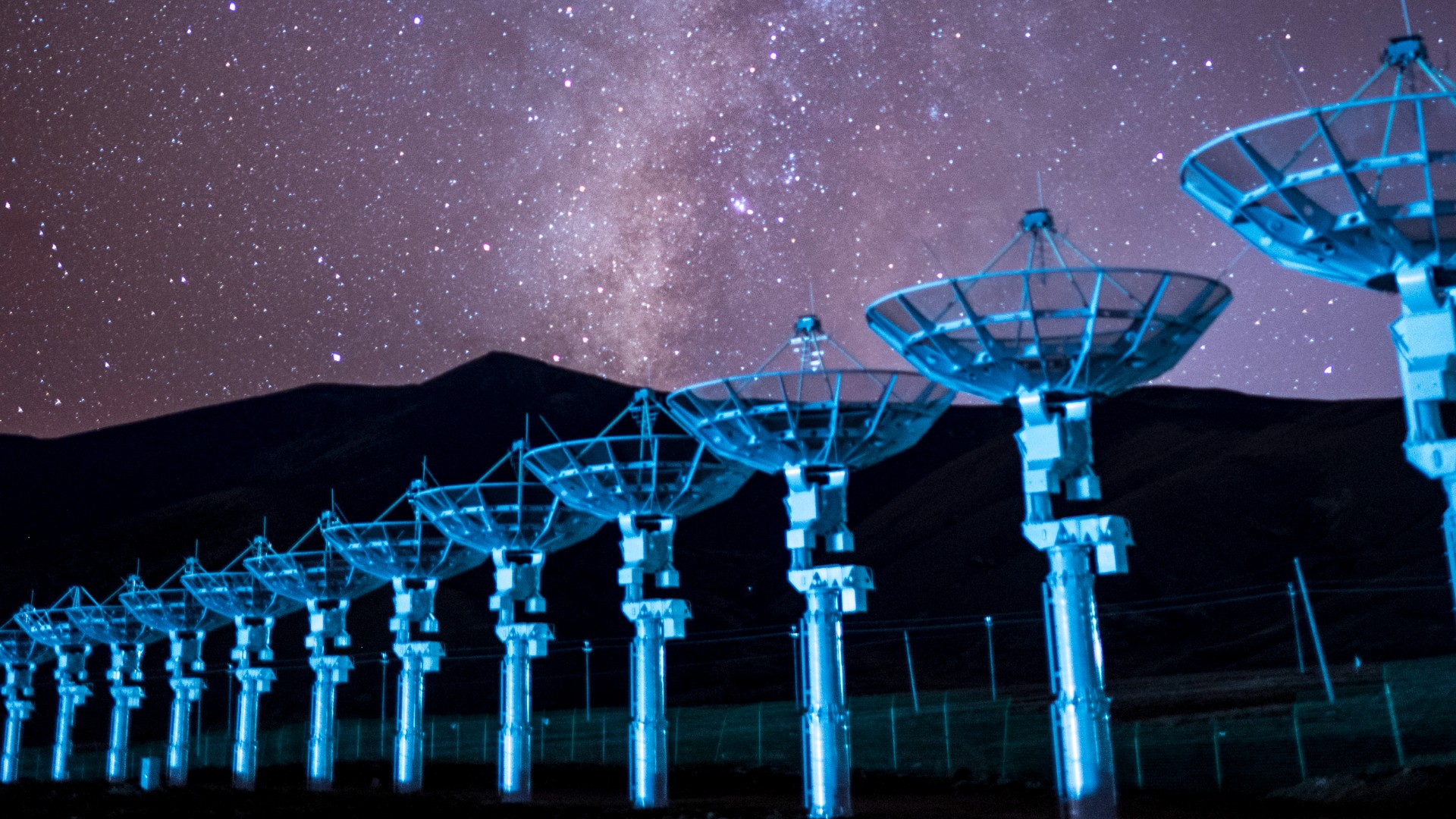 China completes world's largest solar telescope array with a whopping 313 dishes