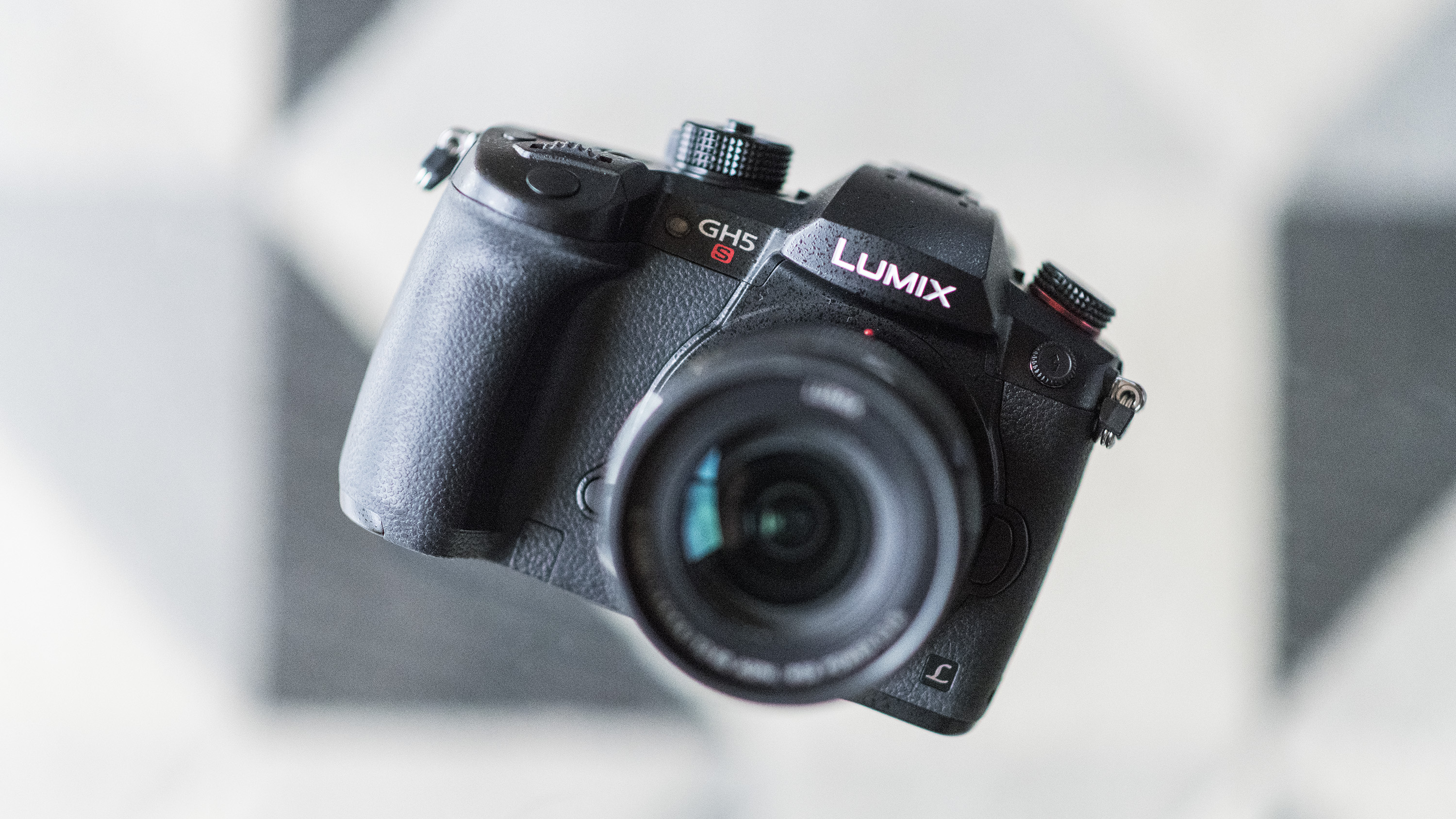 Panasonic Lumix GH5S