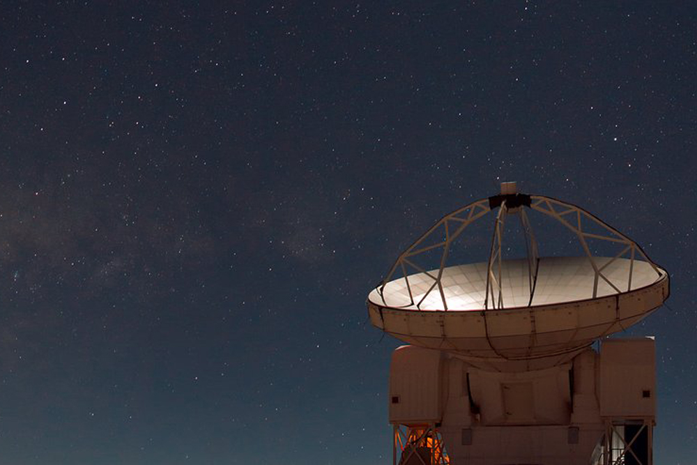 Here's How Scientists Turned the World Into a Telescope (to See a Black Hole)
