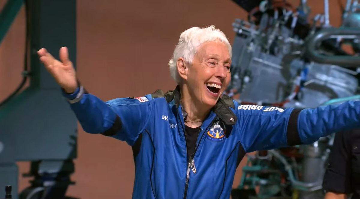 Aviation Pioneer Wally Funk The Oldest Person To Fly In Space Can T