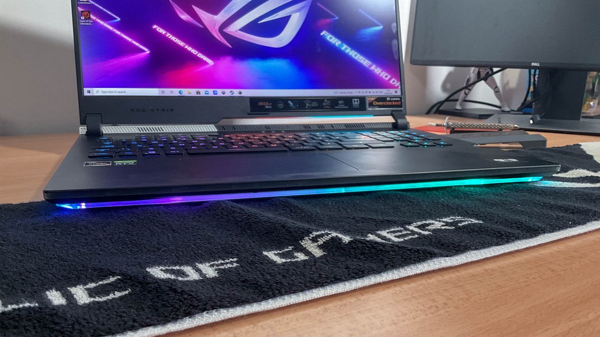 Asus Rog Strix Scar Review Pushing The Limit Laptop Mag