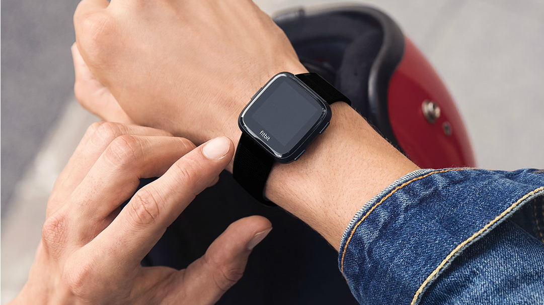 Fitbit price cut at Amazon: deals on the Fitbit Versa Lite, Alta HR, and Charge 3