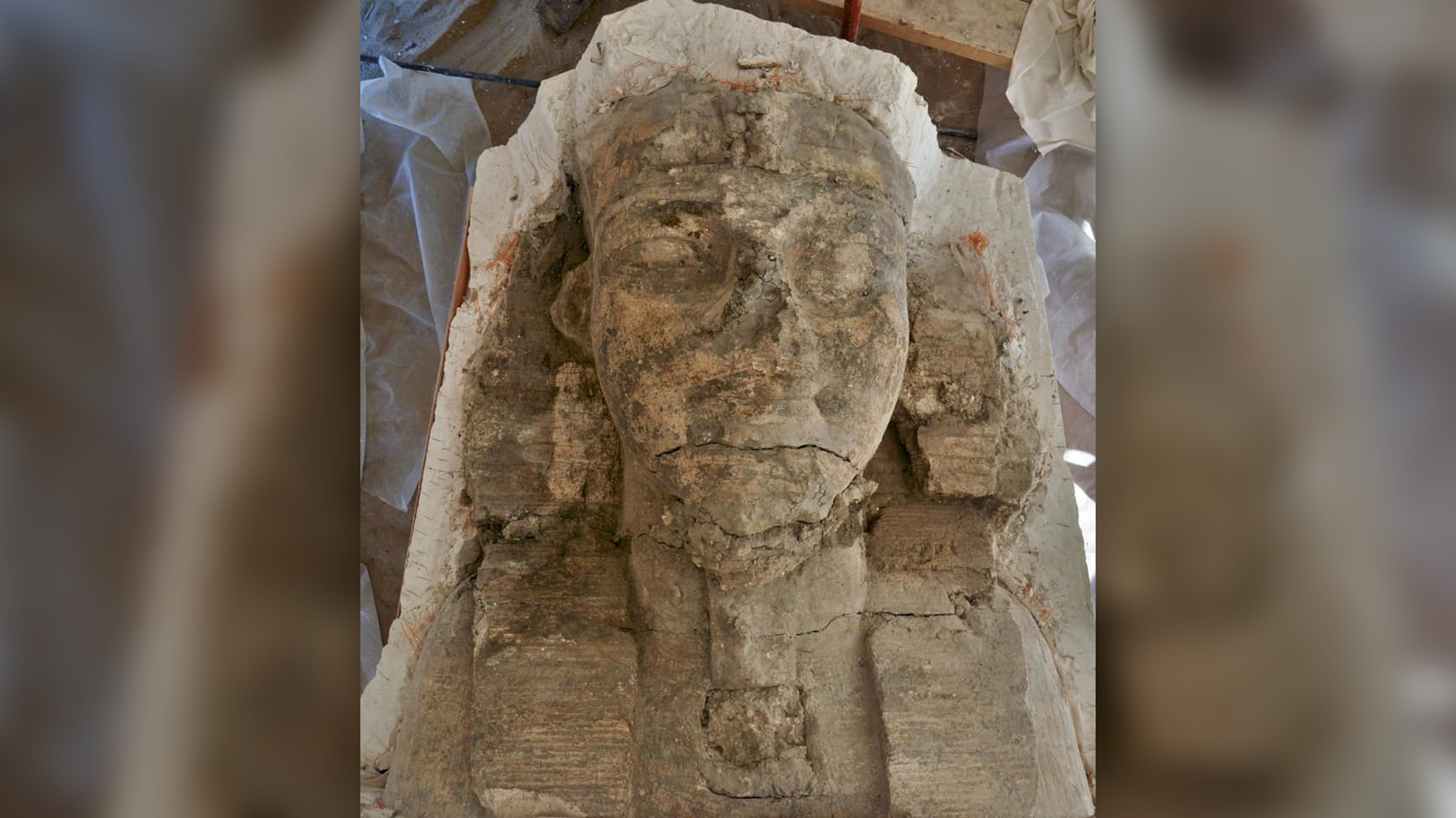 2 giant sphinxes depicting King Tut's grandfather found at ancient Egyptian temple