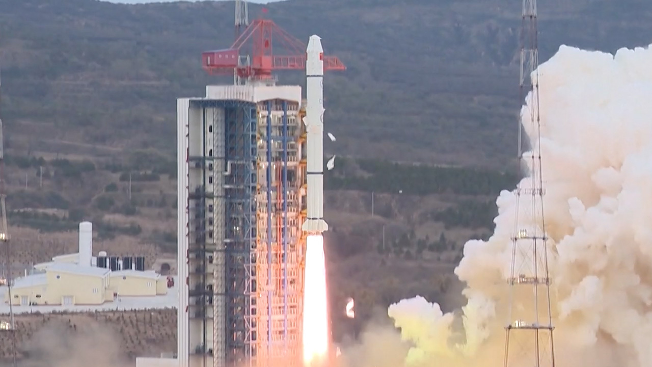 China launches environmental satellite in 3rd flight in 6 days