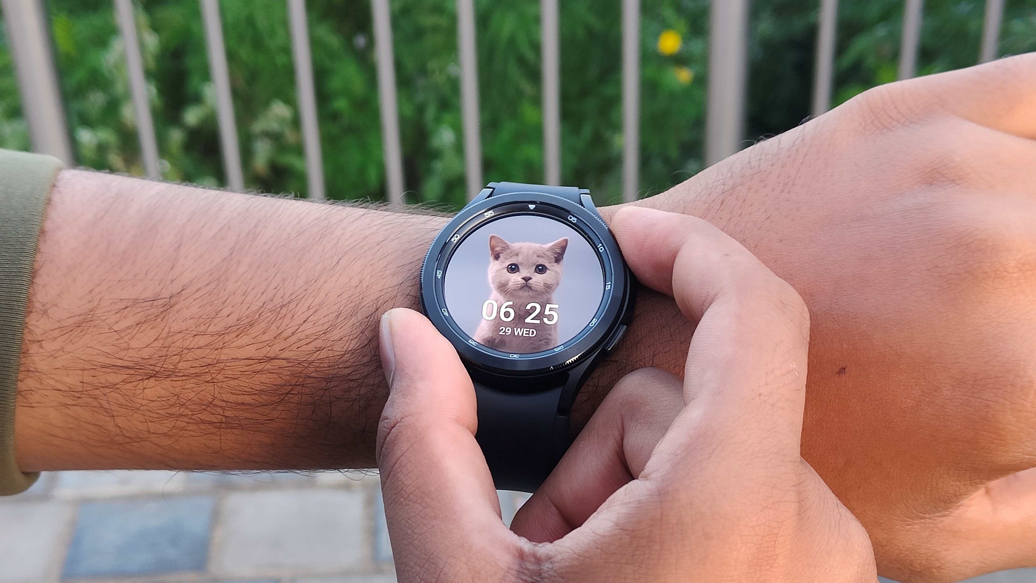 El Samsung Galaxy Watch 5 parece rivalizar con el Apple Watch de la peor manera posible