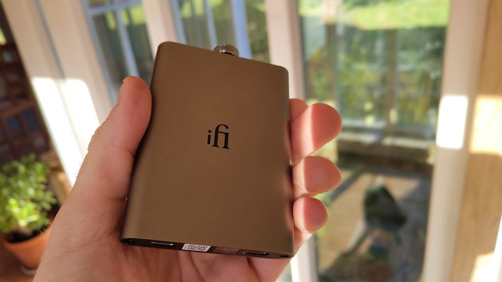 Ifi Hip Dac Review A Pleasing Performance In A Sleek Powerful