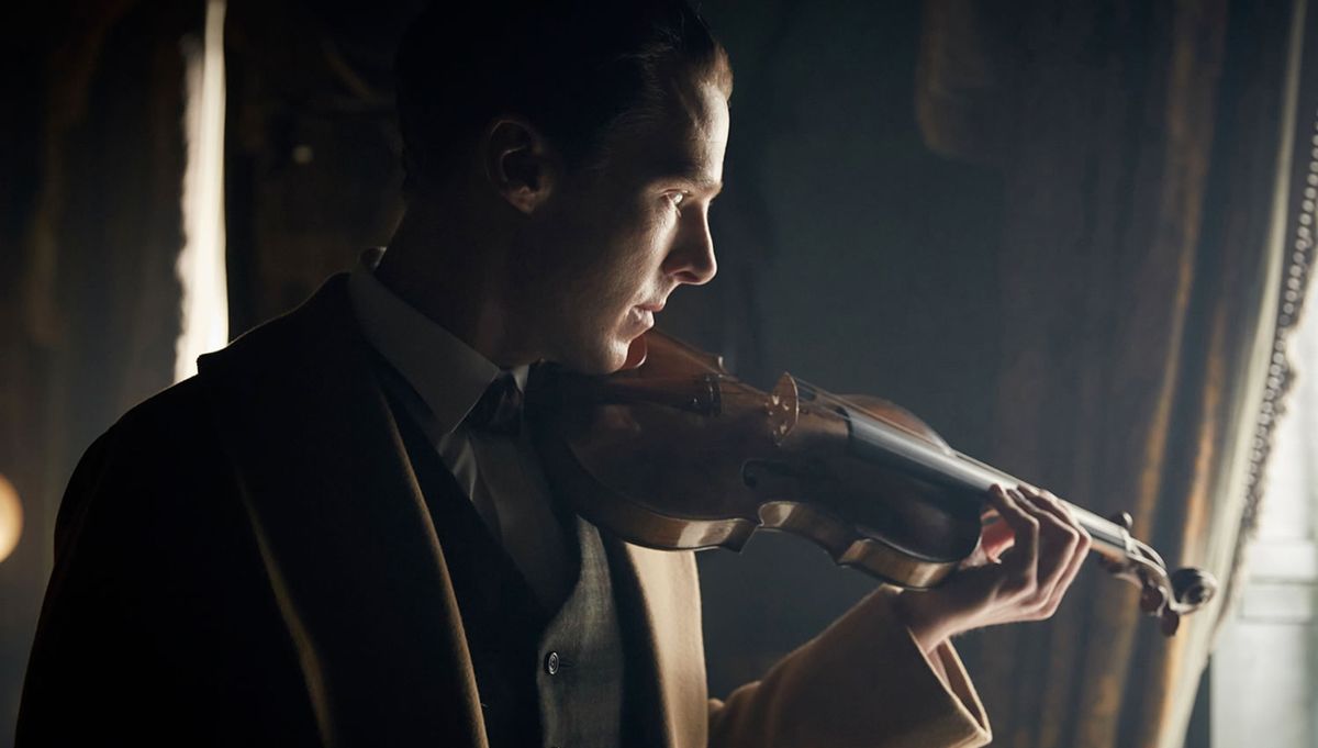 First image from Sherlock season 4 features Benedict Cumberbatch