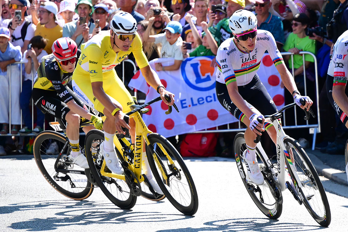 ROUEN, FRANCE - JULY 08: (L-R) Mathieu van der Poel of Netherlands and Team Alpecin - Deceuninck - Yellow Leader Jersey, Tadej Pogacar of Slovenia and Joao Almeida of Portugal and UAE Team Emirates - XRG attack during the 112th Tour de France, Stage 4 a 174.2km stage from Amiens Metropole to Rouen / #UCIWT / on July 08, 2025 in Rouen, France. (Photo by Bernard Papon - Pool/Getty Images)