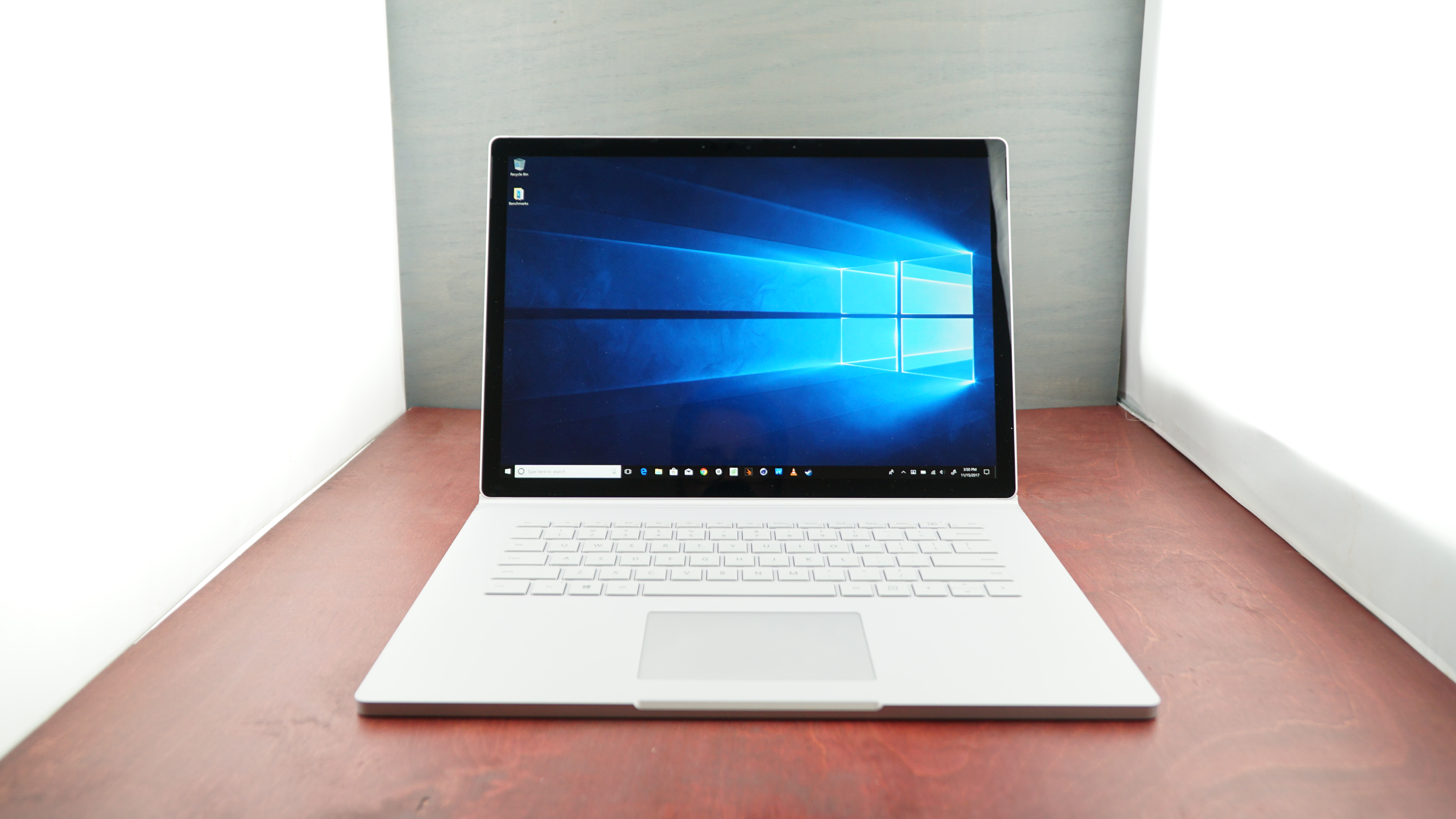 Microsoft Surface Book 2 (15-inch)